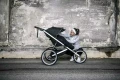 pol_pl_Thule-Wozek-Glide-2-Jet-Aluminium-Jet-Black-9491_1.webp
